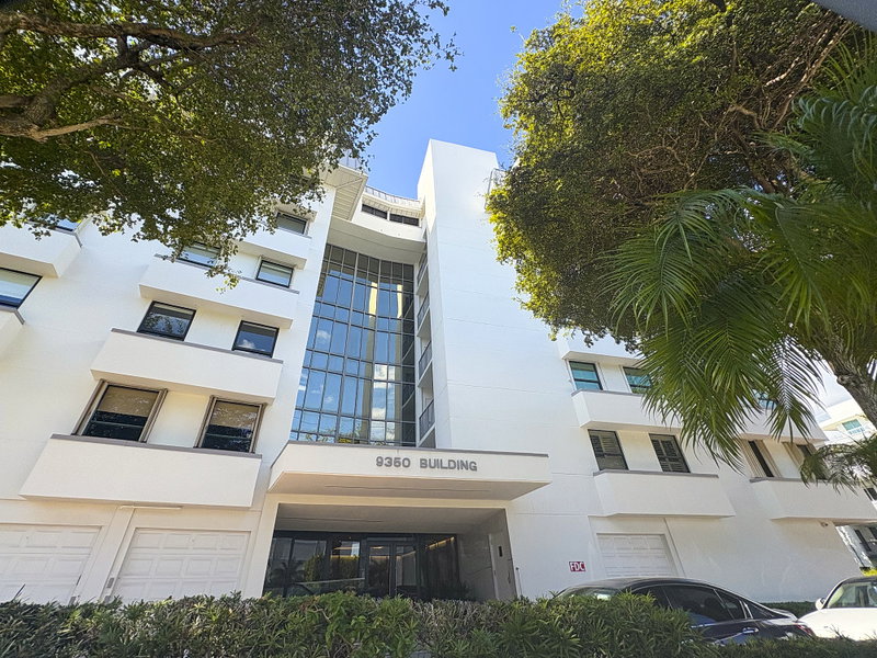 9350 Condo of Bay Harbor main photo